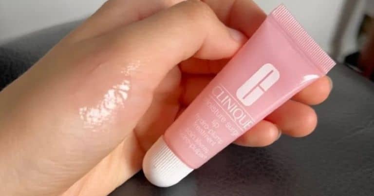 Clinique Moisture Surge Lip Hydro-Plump Treatment Review