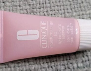 Clinique Moisture Surge Lip Hydro-Plump Treatment Review